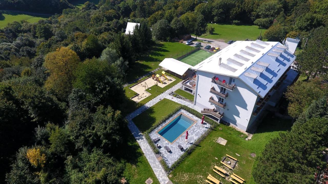 Chata Trubarka Trenčín Dış mekan fotoğraf